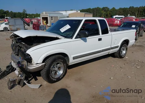 2001 Chevrolet S-10 Ls из США, поврежденный, VIN 1GCCS19WX18173757